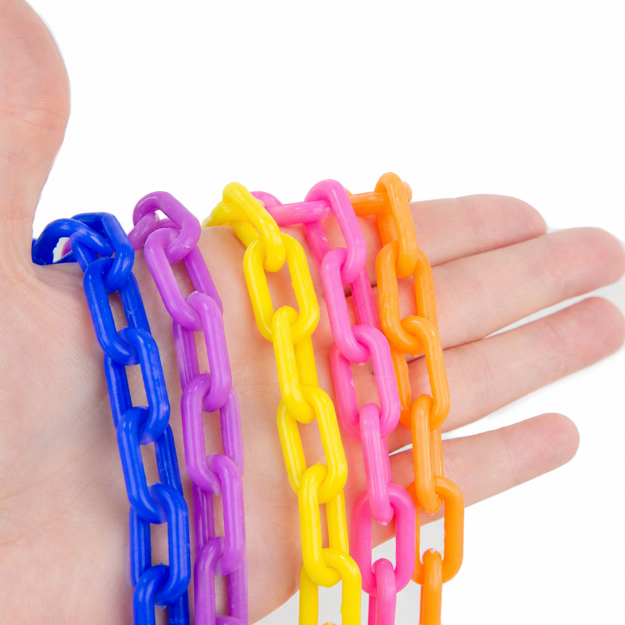 4 mm Plastic Chain by the foot, 1" closed links