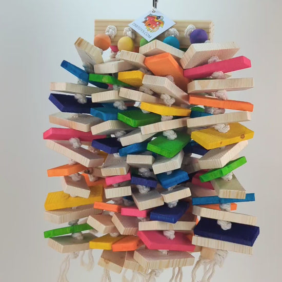 Video of the toy slowly rotating
